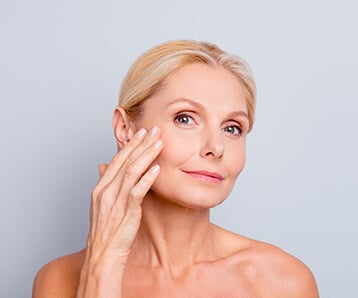 Menopause & Skincare: How To Care For Your Skin During Menopause