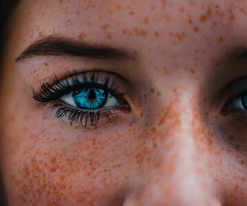 Your Friend With Ridiculously Long Lashes Uses This Product