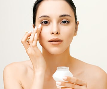 Everything You Need to Know About Eye Creams