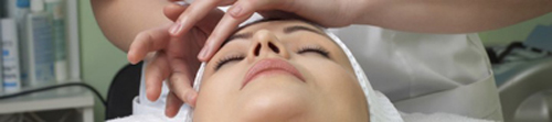 Acne scar treatment in clinic Acne scar treatment in clinic